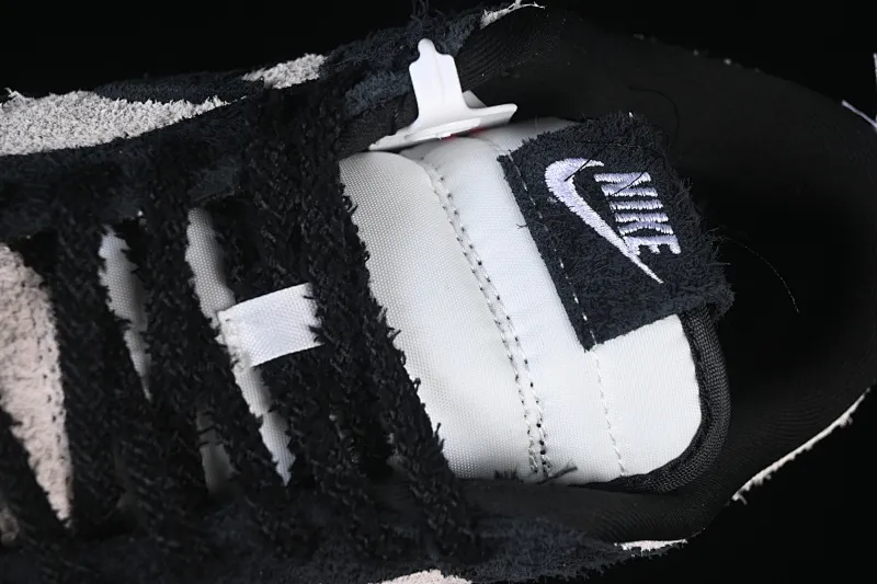 All categories Nk SB Dunk Series Nk SB Dunk Low low-top sneakers Nike Dunk Low "Panda" black and white panda low-top casual sneakers IB2990-100